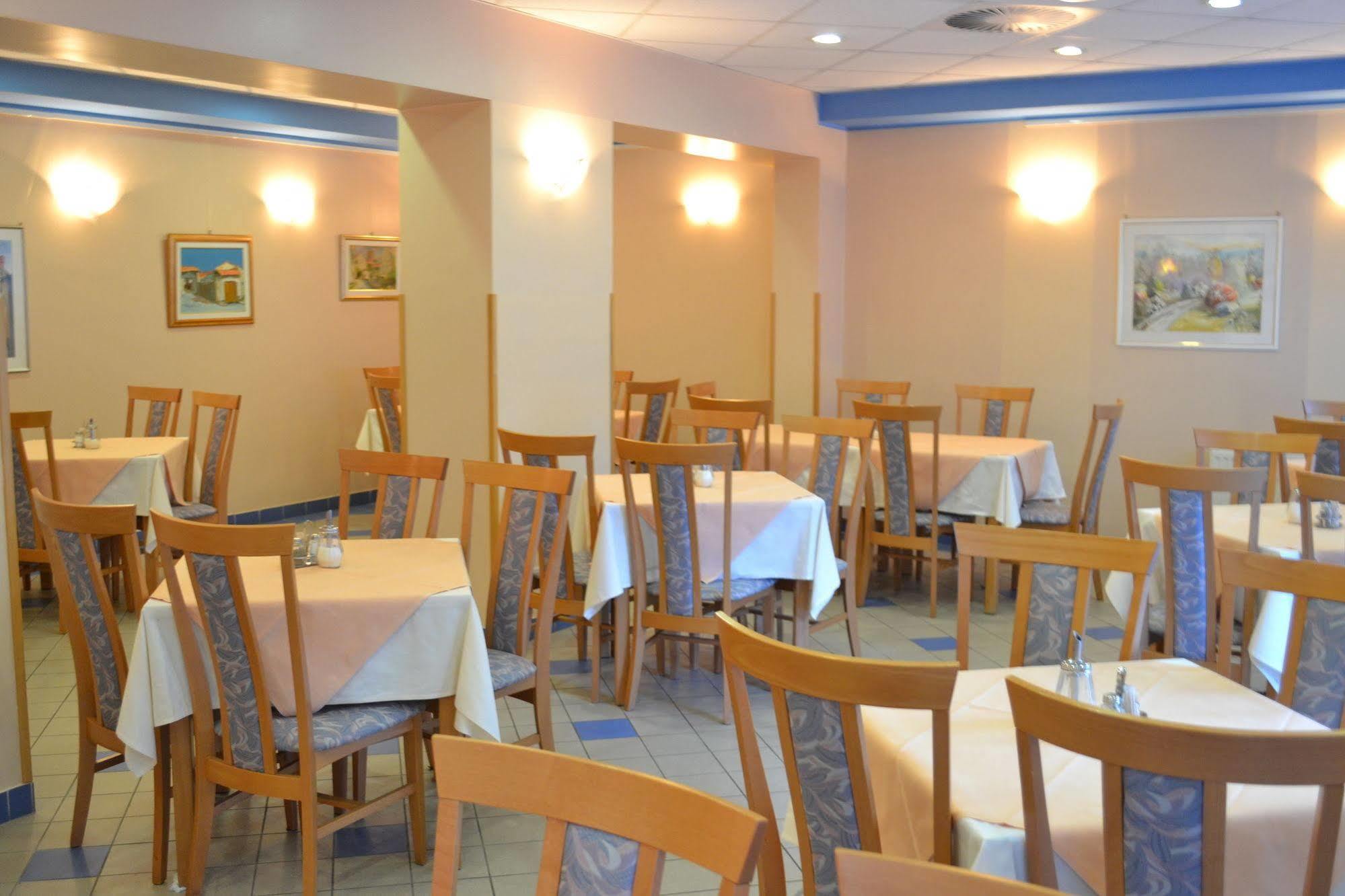 Hotel Tabor Sežana Eksteriør bilde